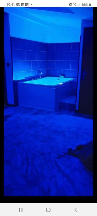 Love Rooms De La Presqu'Ile Saint-Vincent-de-Paul  ภายนอก รูปภาพ